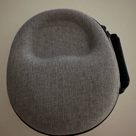 Cowin E7 Bluetooth Noise Canceling Headphones with Case - Picture 4 of 4